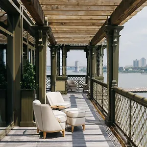 Hotel Casa Cipriani, New York